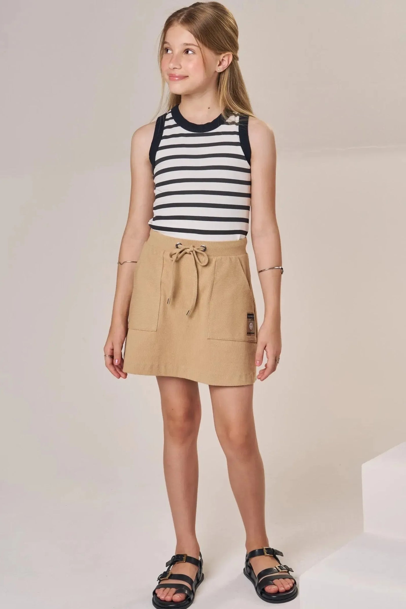 Conjunto de Blusa em Malha Little Waffle e Saia em Canelado Liz com Shorts Embutido 87016 Lilimoon Teen Menina