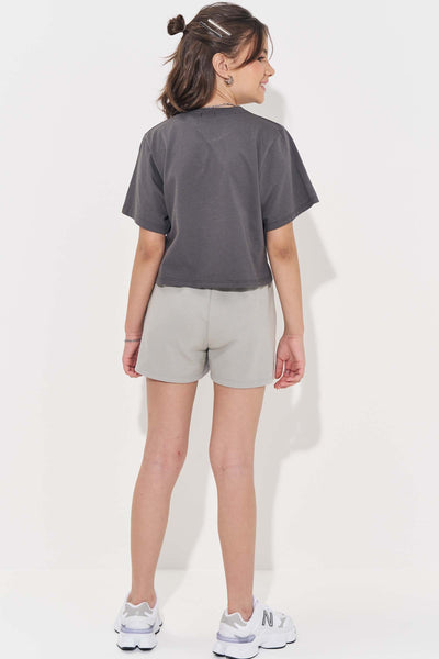 Conjunto de Camiseta Boxy Over em Meia Malha e Short Saia em Moletom 85172 Vic&Vicky Teen Menina