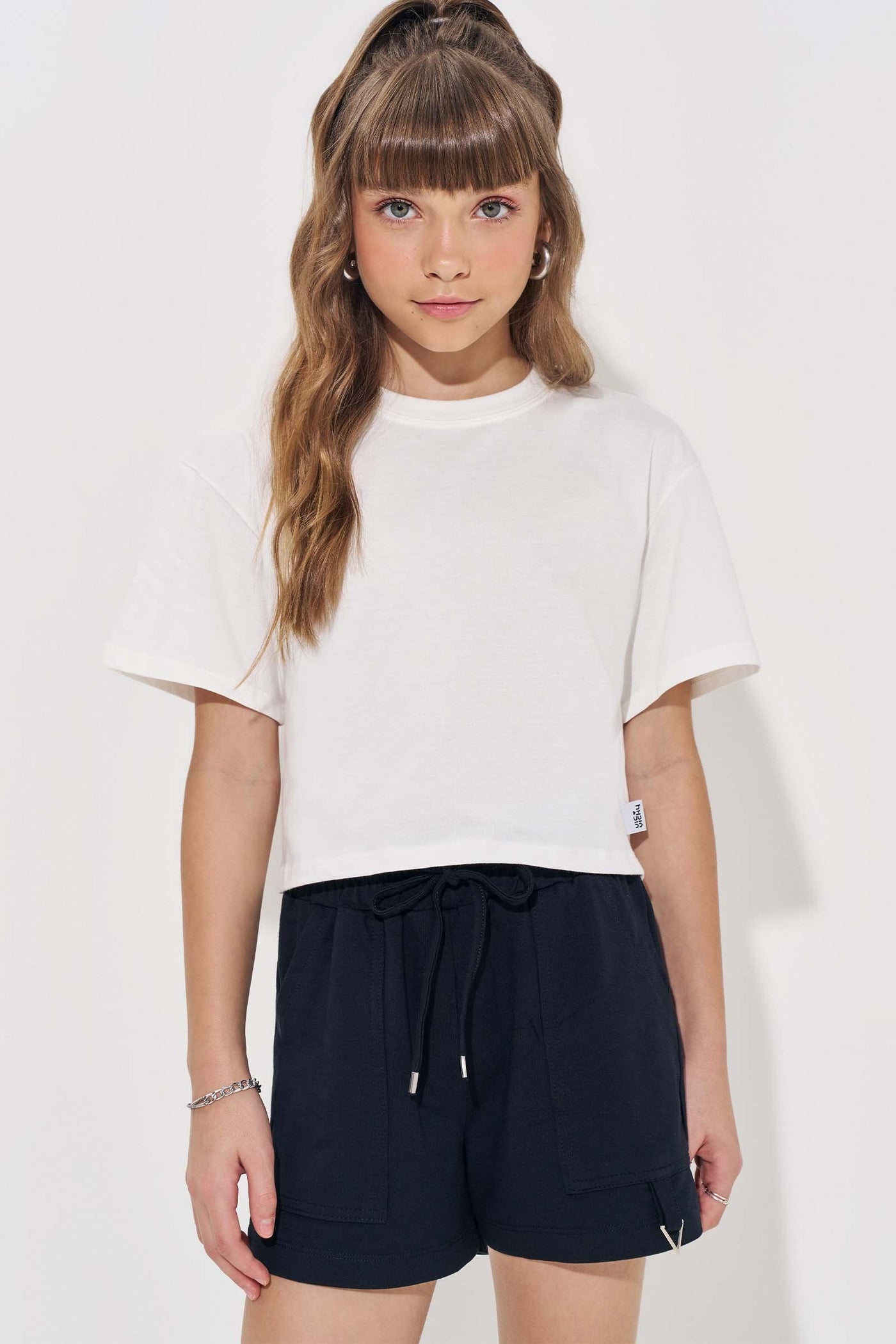 Conjunto de Camiseta Boxy Over em Meia Malha e Short Saia em Ribana Fancy 84968 Vic&Vicky Teen Menina