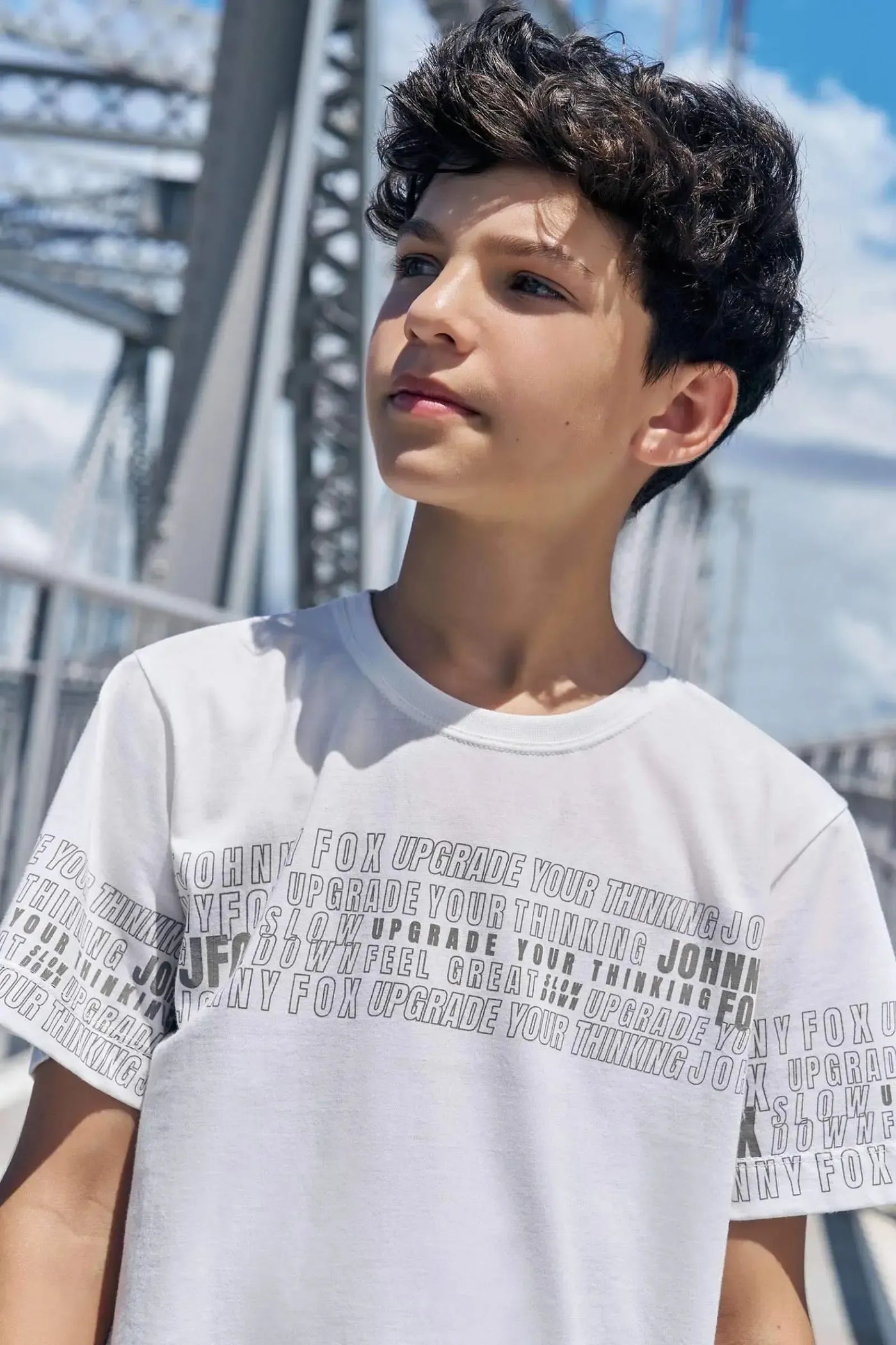 Conjunto de Camiseta em Meia Malha e Bermuda em Nylon Blend com Elastano 87605 Johnny Fox Teen Menino